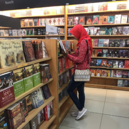 20 Bookstores In Indonesia That Offer Online Delivery