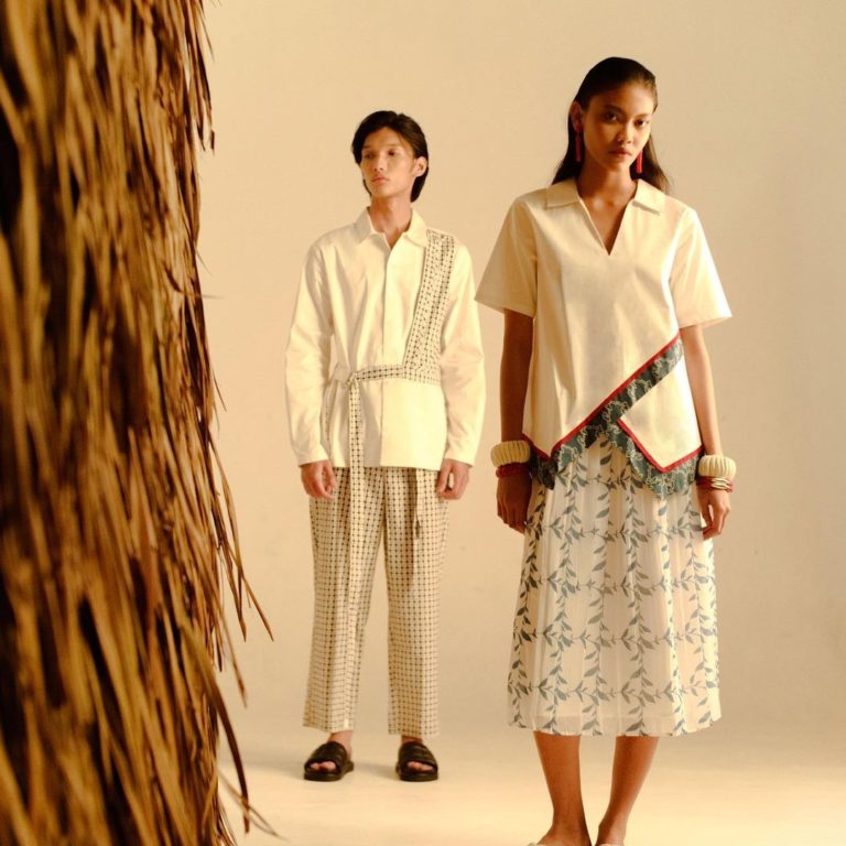 8 Online Batik Stores In Indonesia For Formal Events & Batik Fridays