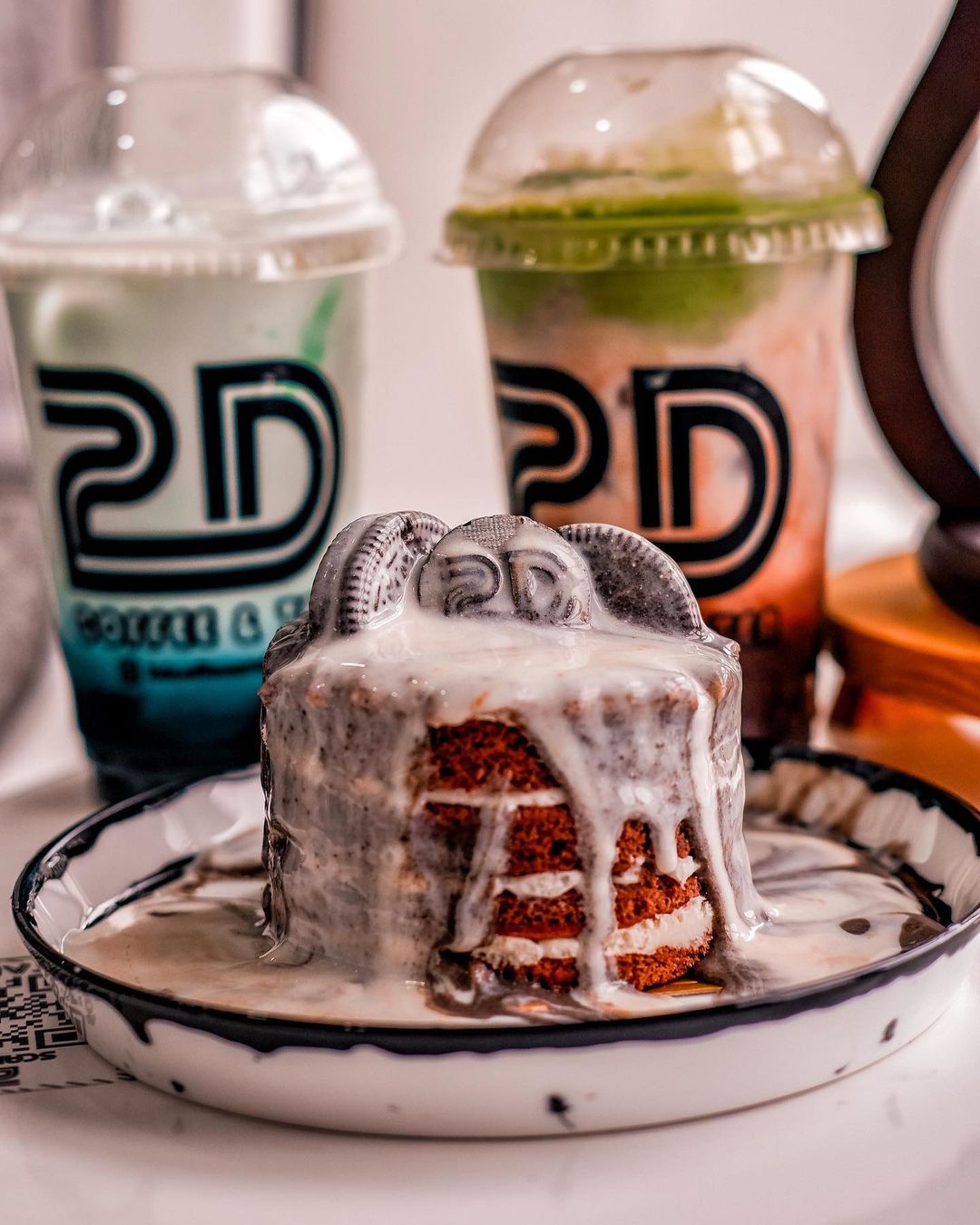 2D Coffee & Tea Opens In Pantai Indah Kapuk With Monochromatic Decor